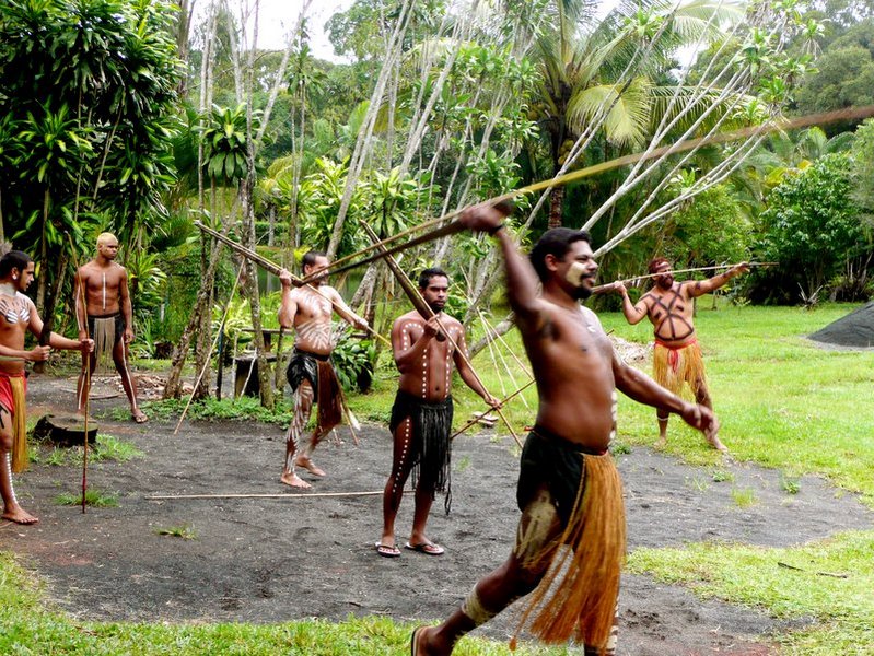 копье и бумеранг - оружие аборигенов Австралии 