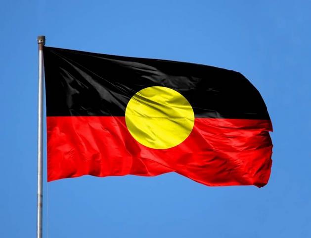 флаг аборигенов Австралии