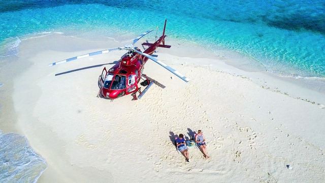 Вертолетный тур из Кэрнса на Большой Барьерный Риф